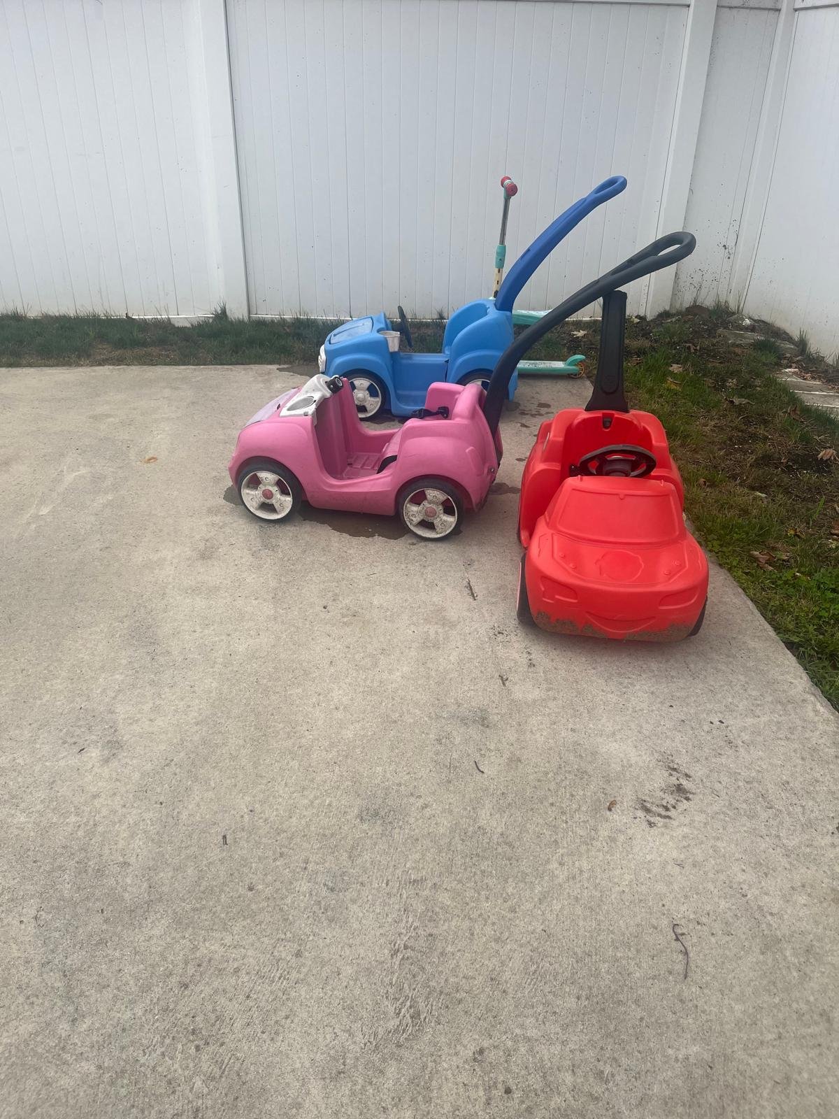 Paseos en Carritos / Ride-On Fun